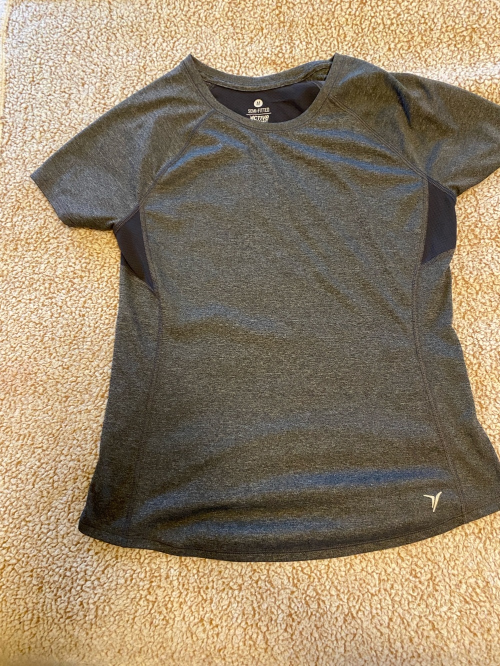 Old Navy Heathered Dark Gray Active Tee with Black Mesh Panels